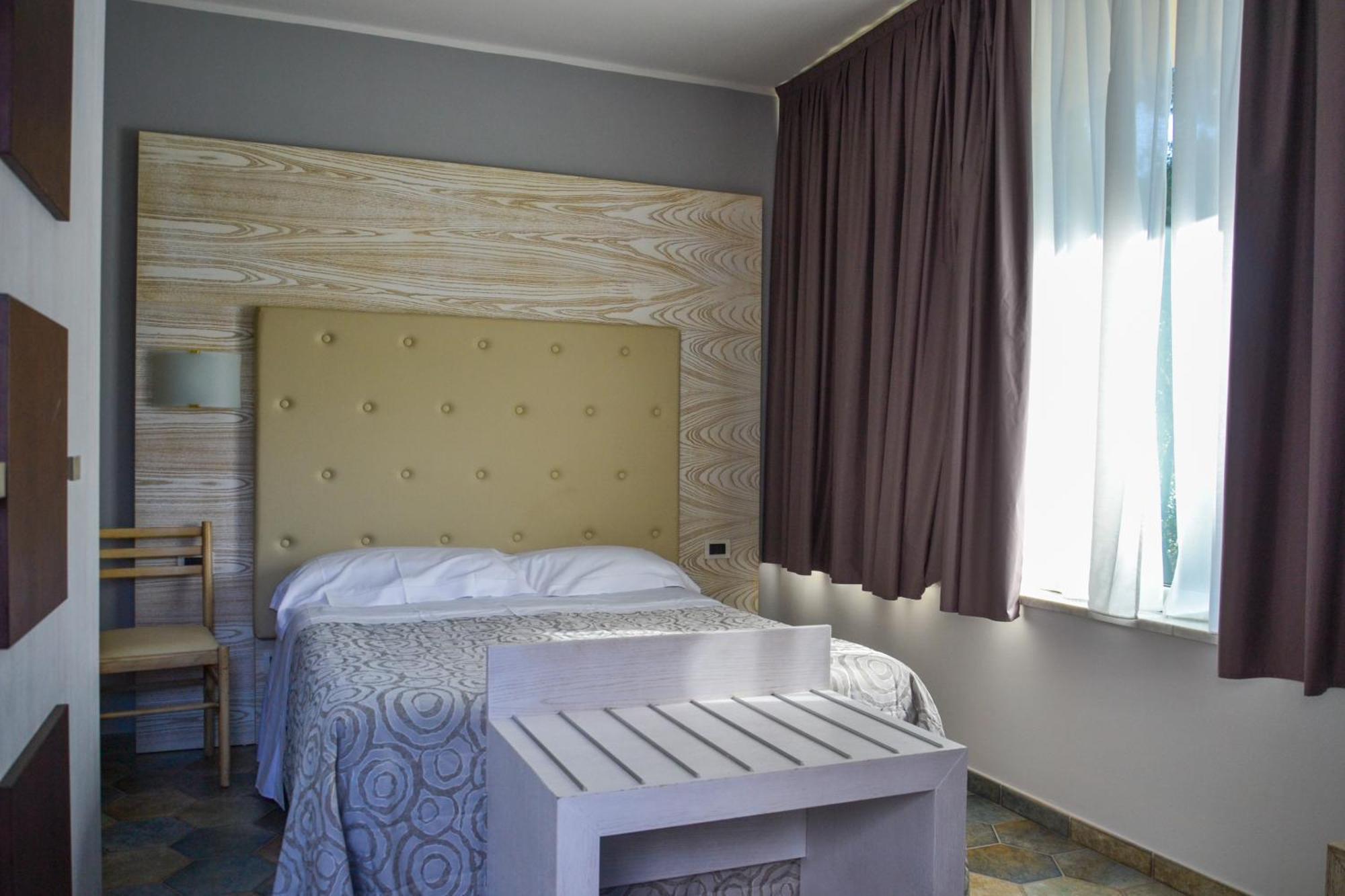 Hotel Villa Elsa Marina di Massa Room photo